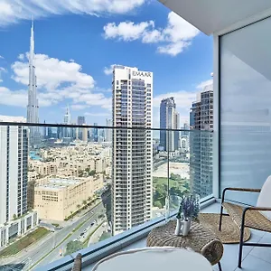 شقة Luxury With Burj Khalifa View - Marquise Square Tower, دبي