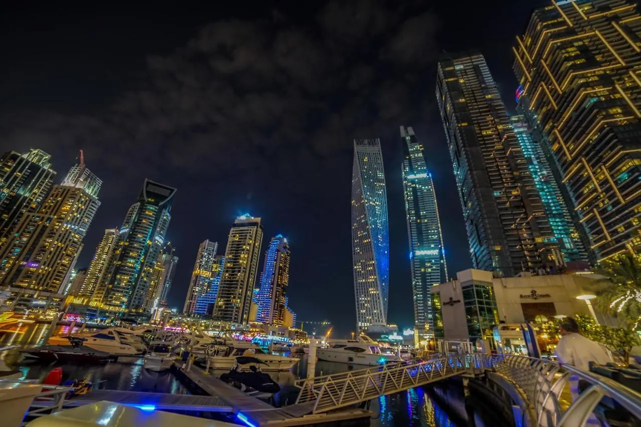 Icon Casa Living - Torch Tower Dubai Marina location