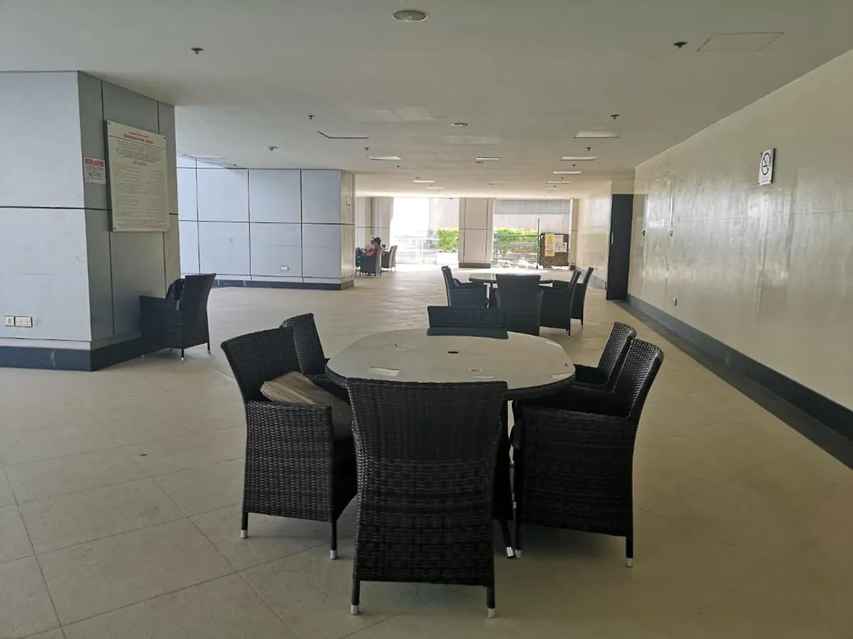 Icon Casa Living - Torch Tower Dubai Marina Apartment